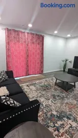 Comfy one bedroom Airdrie - Image 3