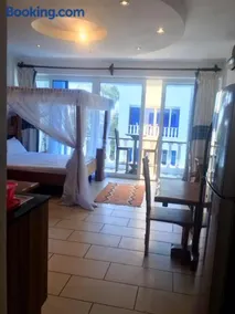 Bamburi Beach Studio Apartment B41 - Image 3