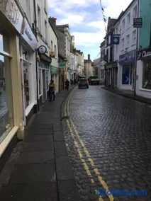 2 leather lane - Image 4