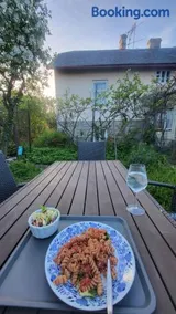 Peaceful Garden Apartment - Image 1