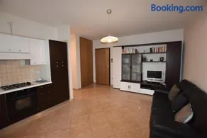 Nenni House - Image 3