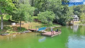 Lakefront 3BR with Dock, Fire Pit, Lawn Games, and Game Room - Image 1