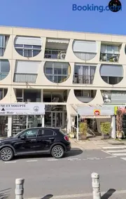 Appartement en plein centre-ville, à proximité de toutes les commodités et à seulement 500m de la mer - Image 2