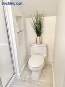 5STAR Close2BOSTON Private Stylish HOME +W/D+Wi-Fi - Image 3