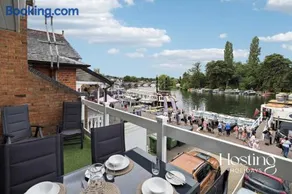 The Boathouse - Unique Riverside Living in Henley - Image 4