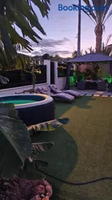 Villa romántica en Murcia con jacuzzi privado - Image 2