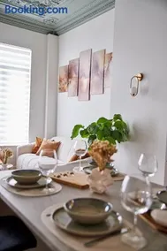 Urban Chic Apartment in the Heart of Mechelen - Image 2