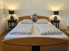 Stop & Sleep - Private Rooms - Image 3