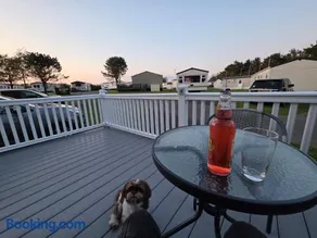 JL Cornwall Newquay Caravan - Image 3