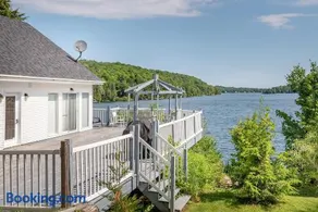 Breathtaking Lake View With Spa Chalet 360 - Image 2
