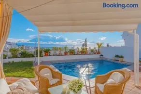 Luxury Villa with Private Pool & Sea Views, Nerja - Image 3