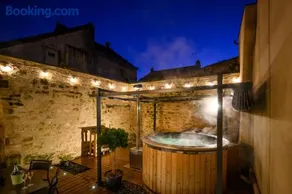 La Grange - Image 2