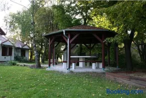 Villa Patio - Image 2