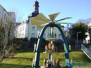 Hansis Lodge - Image 2