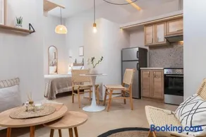 Tzami Old Town Apartment - Image 2