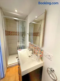 Provencal villa with private river access! - Image 2