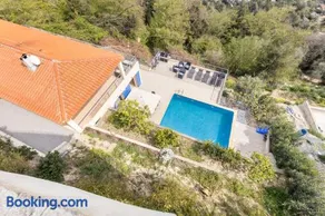 Spacieuse Villa Niçoise au calme avec piscine - Image 2