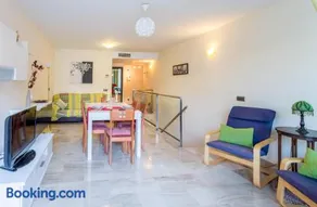 Hauzify I Apartament Altamira - Image 2