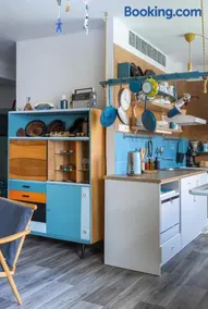 Retro Art room - Image 1