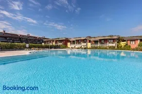 Delizioso Residence Vista Lago - Image 2
