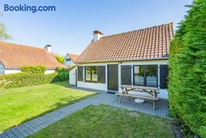 Cottage 213 in Sunparks Oostduinkerke with free parking and garden - Image 1