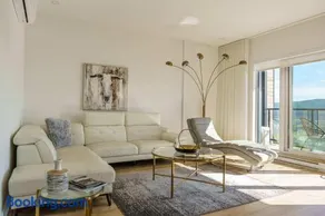 304 - Chic Minimalist Condo - River & Serenity - Image 1
