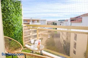 T2 rénové Premium - Parking Privé - Clim - 300 m Plage - Wifi - Balcon - Image 1