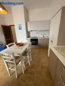Hola House Baia Fenicia - Image 3