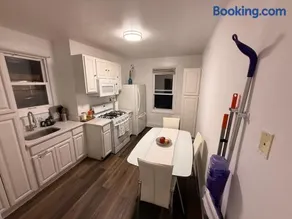 Spacious 2br Getaway Easy Access To Nyc & Newark - Image 4
