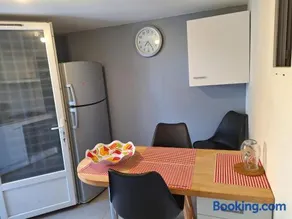 Agréable Studio tout équipé - Image 1