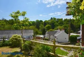 Chartwell Cottage, Rilla Mill-Cosy Cornish Cottage - Image 3