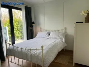 Blossom Lodge - Image 2