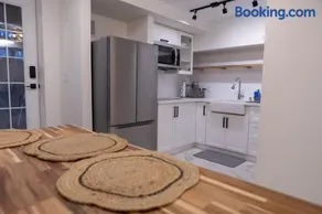 Apartment Near Downtown Toronto & The Beaches - Image 5