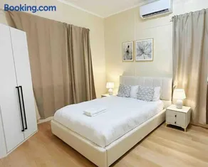 Entire 3bedroom house close to CBD - Image 5