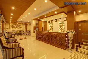 Hotel Floral Park - Image 2