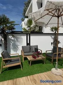 Sueño Luxury Villa - Image 2