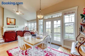 Bonne Chance Cottage - Image 2