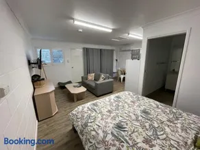 Studio Apartment in East Toowoomba - Image 4