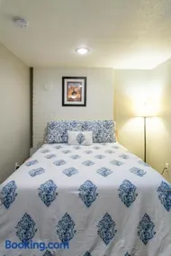 The Lewis House - Image 3