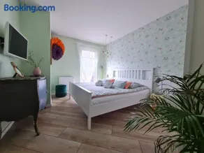 Apartament Sun House SAUNA KOMINEK SKRZYCZNE - Image 5
