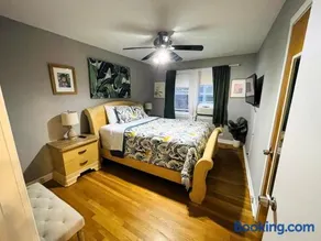 Apartment Home close to NWU & Hospitals - Image 4