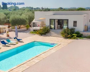 Stefano's Villa - Image 1