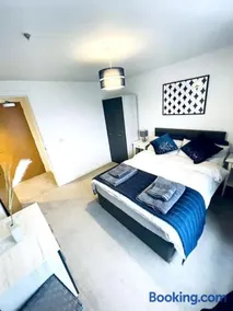 1 Bedroom flat in Peterborough City centre - Image 3