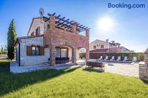 Villa Ana Paradiz for 8 people in Central Istria with private pool & pet friendly - Image 1
