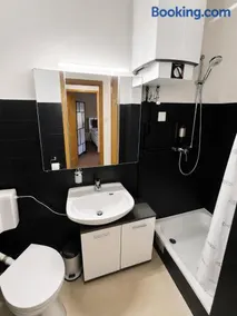 HarbourStay Apartment Bremerhaven - Image 3