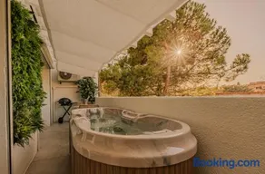 Suite SAKURA - Jacuzzi privé - Cinéma maison - Image 2