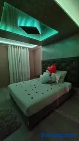 RoyalSpa appartement d'amour avec jacuzzi privatif - Image 4