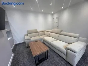 Modern Nest - Image 5