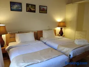 Master's Hotel - Ehden - Image 5
