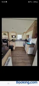 8 berth caravan Martello Beach Clacton - Image 2